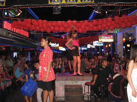 pattaya hotel mit frauen